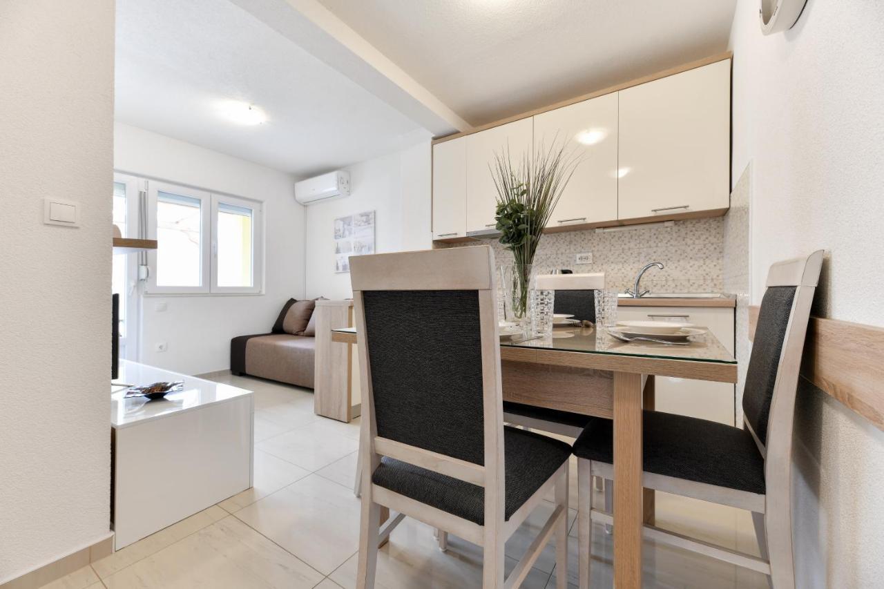 Apartments Diora Seline Exterior photo